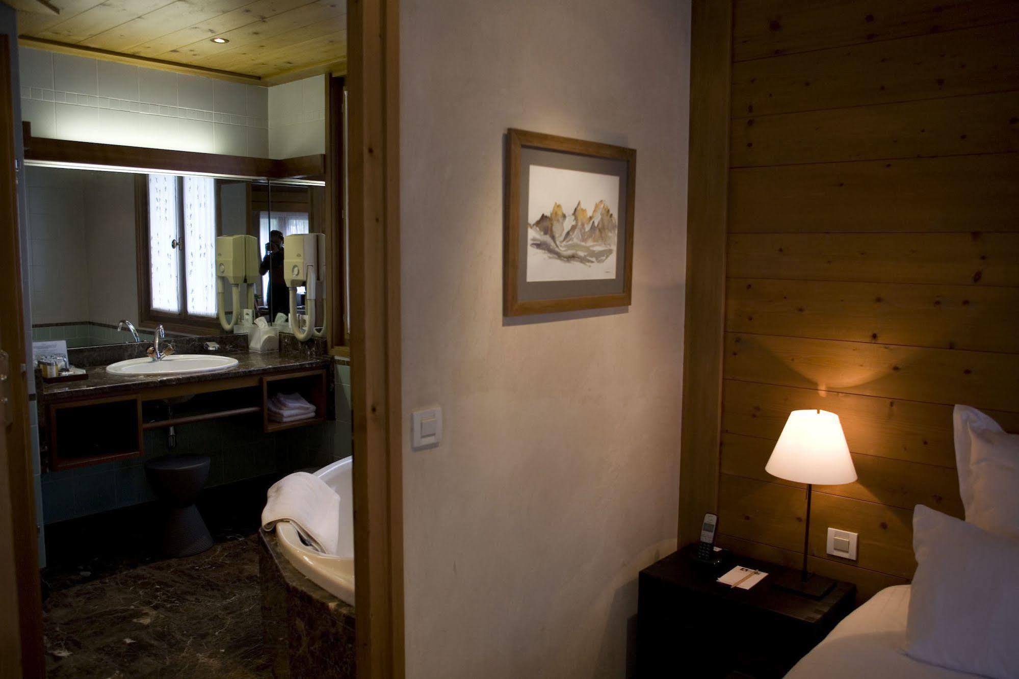 Le Hameau Albert 1Er Шамони Екстериор снимка